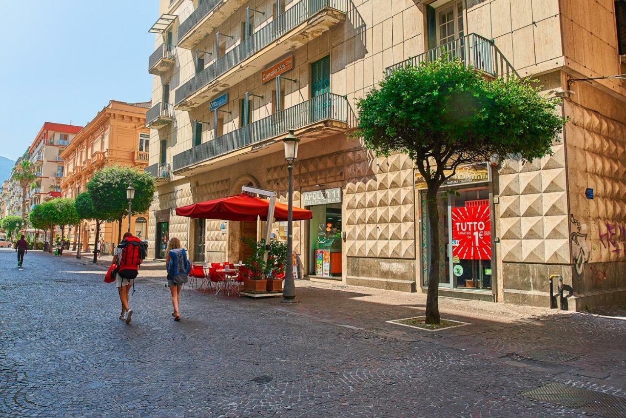 Casa Sul Corso Apartment Salerno Bagian luar foto